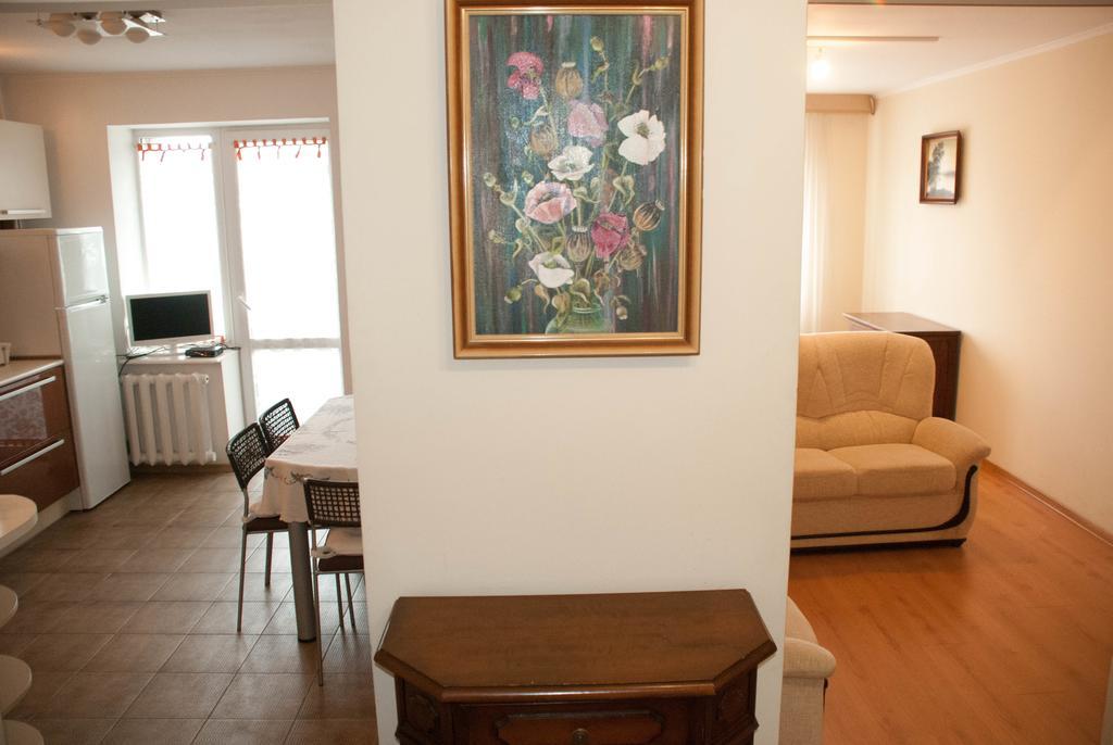 Apartment on Akademika Lazarenka 48A Lviv Dış mekan fotoğraf